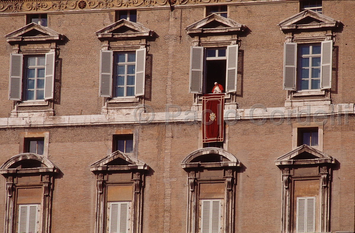 Pope's Window, Rome, Italy
 (cod:Rome 20)